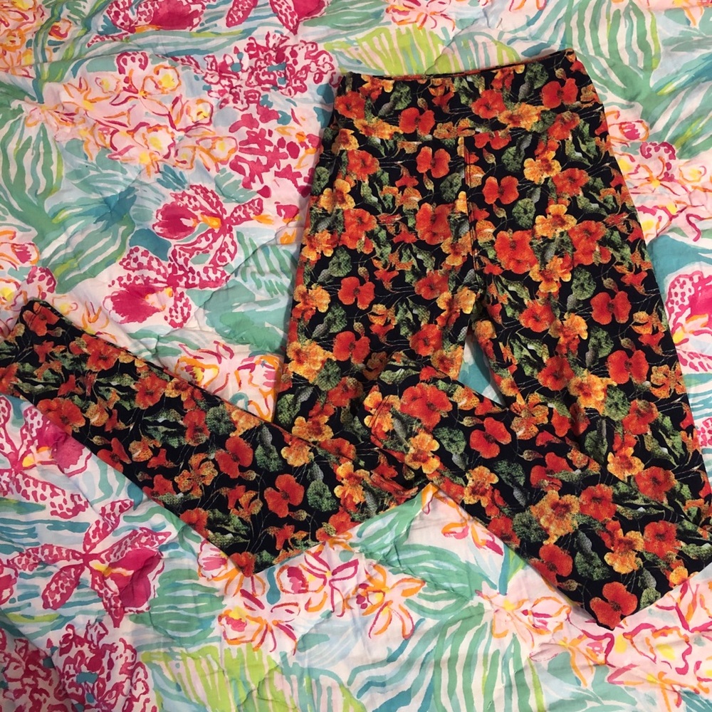 Lula Roe Fall Leggings